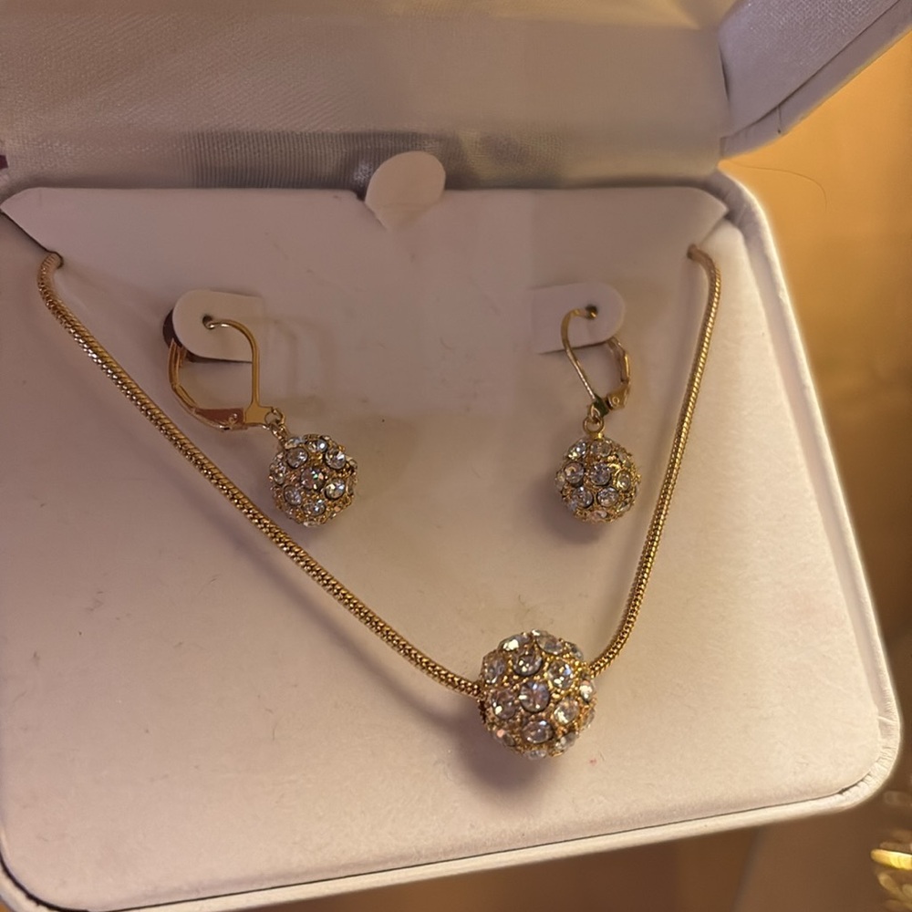 Costume jewelry 🤩💎💛